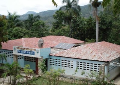 The school with solar panels and satelitte connexion